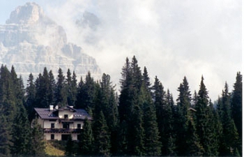 Austria-Innsbruck-MountainPass2